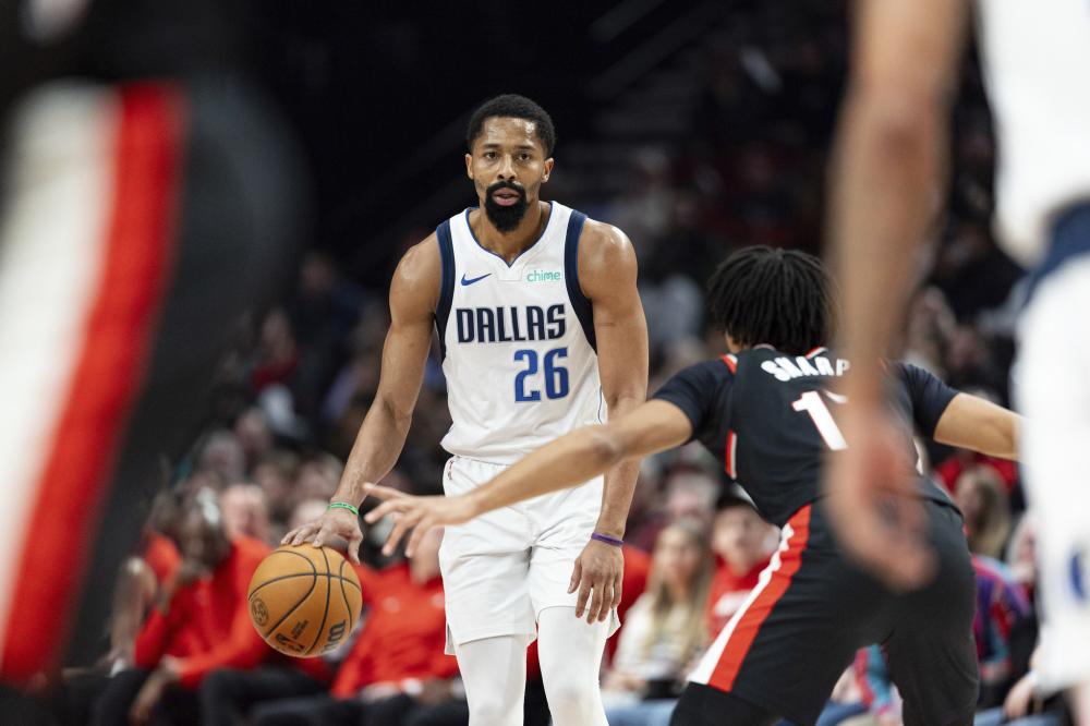 年轻球员并 年轻球员并