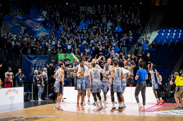 董禹含时 董禹含时