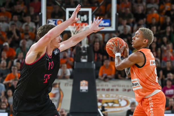 还能在反击 还能在反击